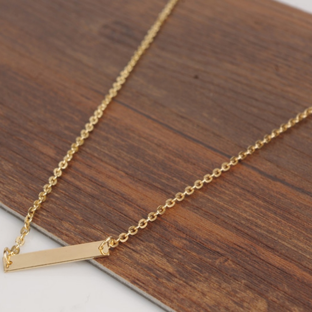 Minimalist Bar Gold Chained Dainty Necklace - Picture 4 of 4